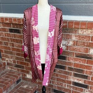Chicos Travelers Kimono Womens Size 0 US 4/6 Chicos 2 Satin Mixed Print Burgundy